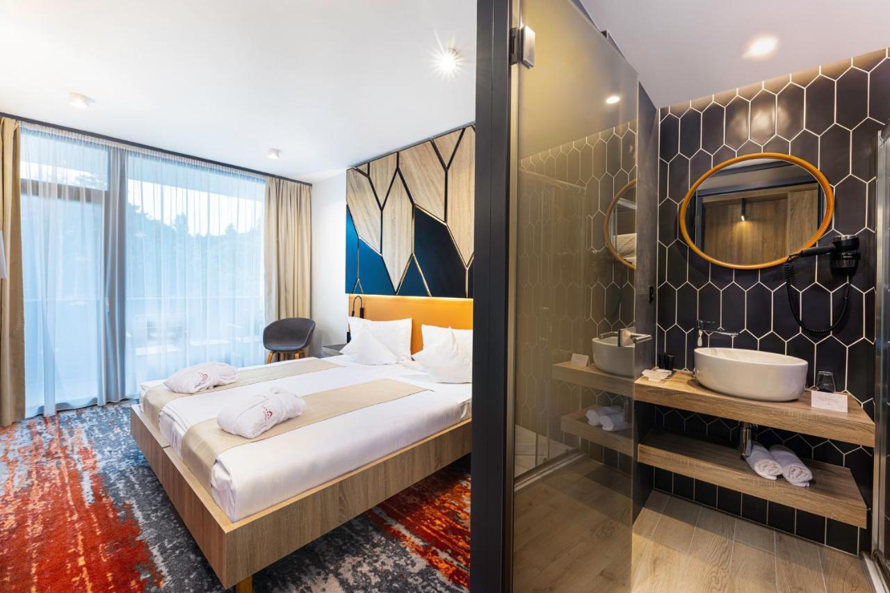 Avar Hotel มาตราฟูเรด ภายนอก รูปภาพ