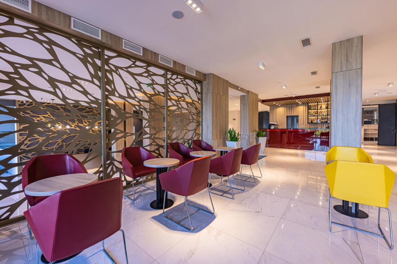 Avar Hotel มาตราฟูเรด ภายนอก รูปภาพ