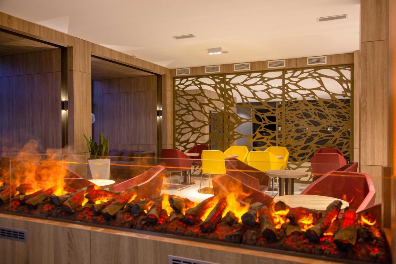 Avar Hotel มาตราฟูเรด ภายนอก รูปภาพ